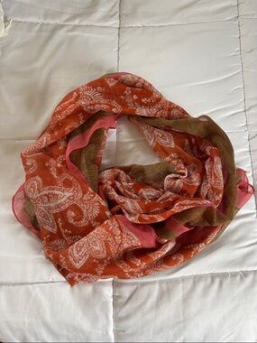 Lightweight Paisley Print Scarf - Orange Pink